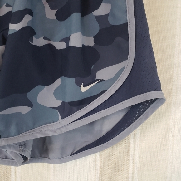 Nike Dri-fit Athletic Pull On Shorts Blue‎ Camo Size Small Activewear - Picture 2 of 10